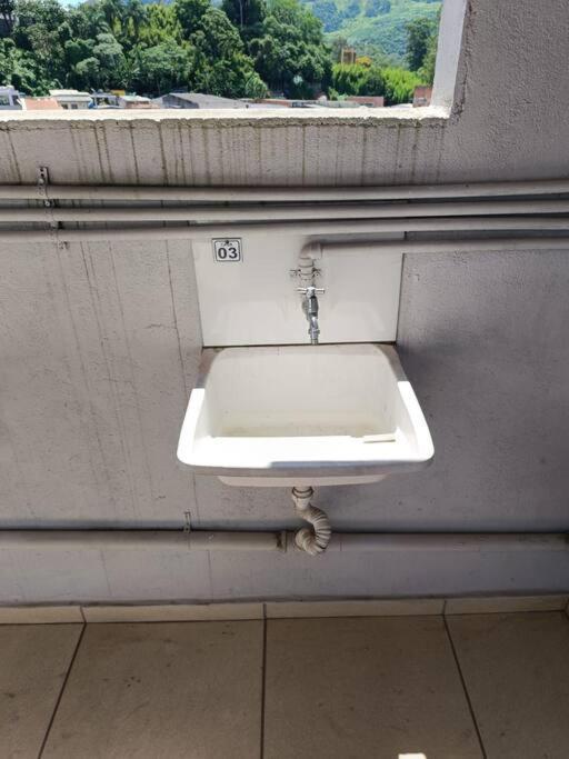 Apartamento 3 No Tremembe Cozinha Banheiro